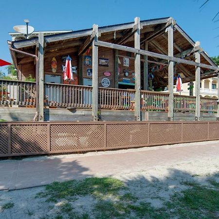 The Rustic Anchor Aparthotel ฮิลตันเฮดไอส์แลนด์ ภายนอก รูปภาพ